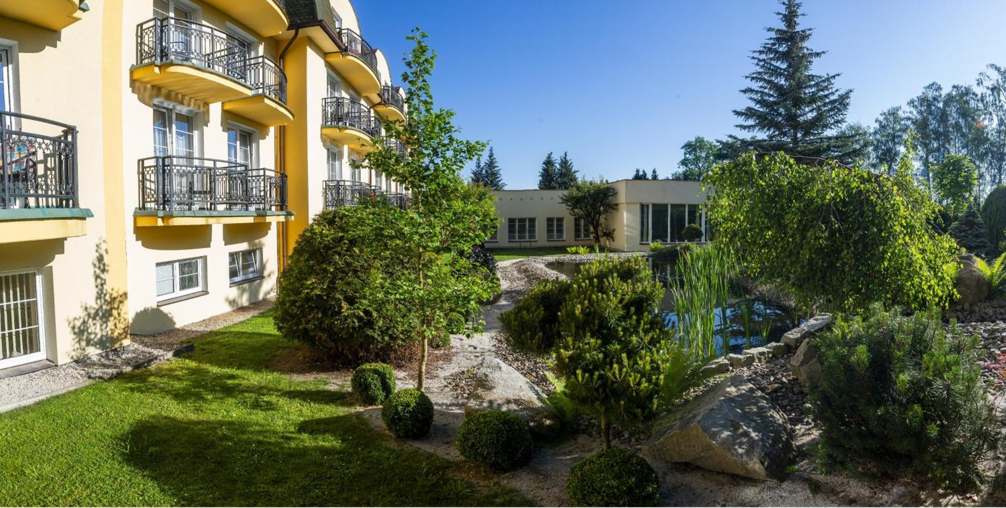 Spa Hotel Diana Františkovy Lázně Exteriör bild