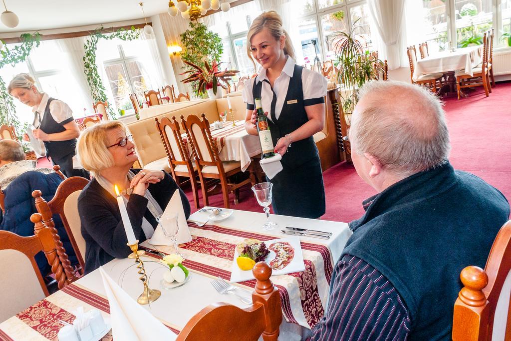 Spa Hotel Diana Františkovy Lázně Exteriör bild