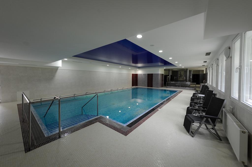 Spa Hotel Diana Františkovy Lázně Exteriör bild